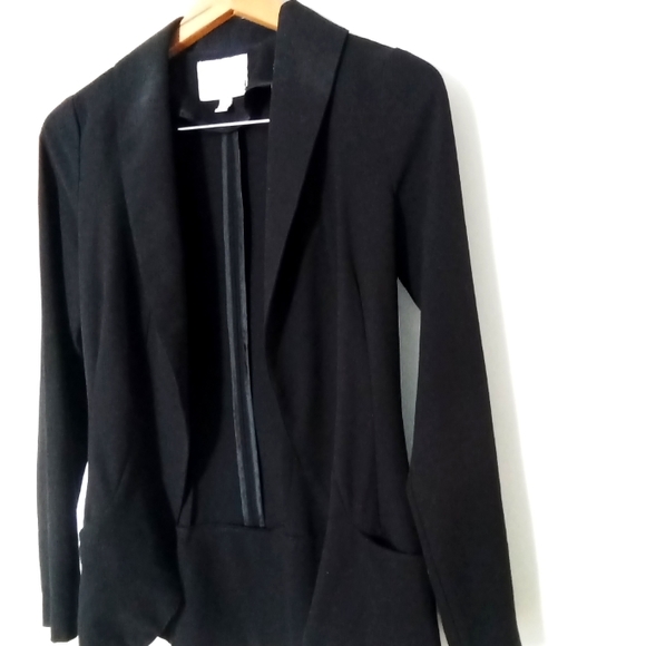 Dynamite Open Blazer with Pockets - Picture 1 of 3